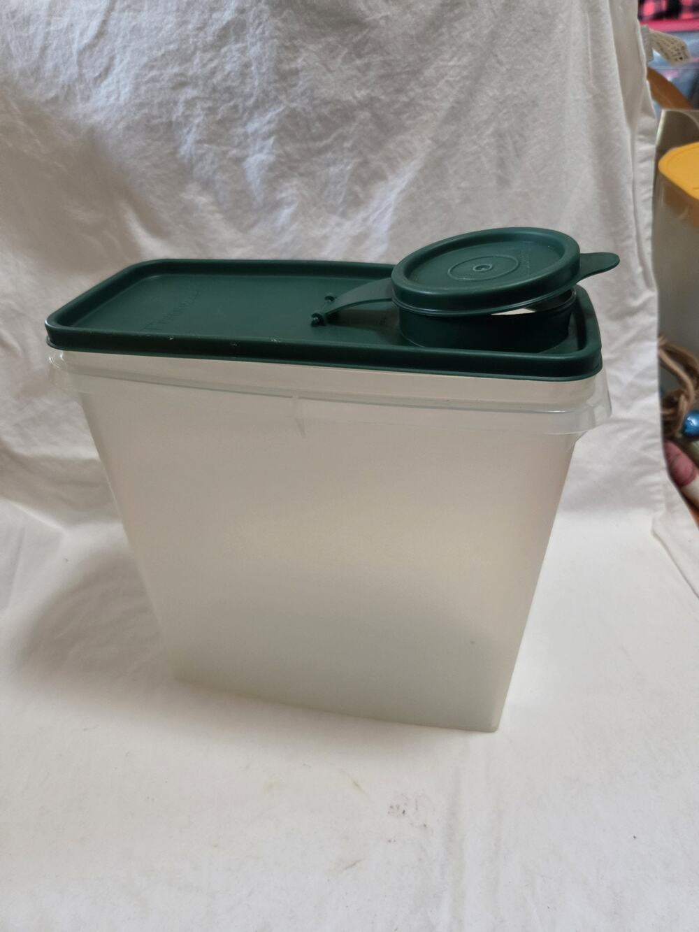 Vintage Tupperware Container 489 Cereal Keeper Frosted with Green Lid